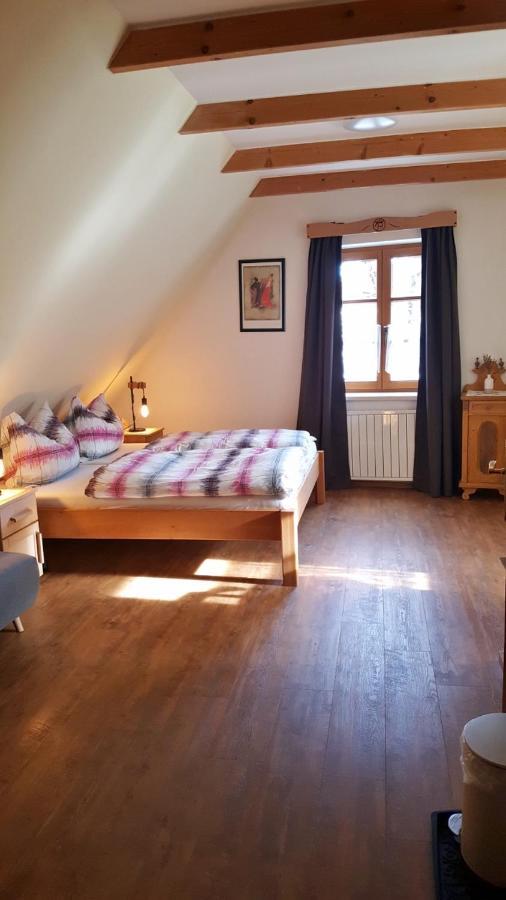 Heurigengasthof Prinz Krumau am Kamp Luaran gambar